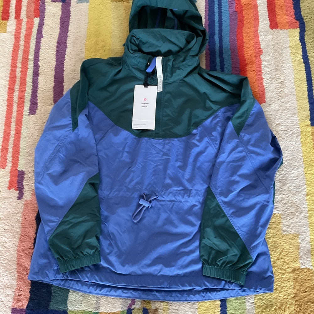 Lululemon Evergreen Anorak Raincoat in Green & Blue Purple RARE! Size 8 NWT!!!